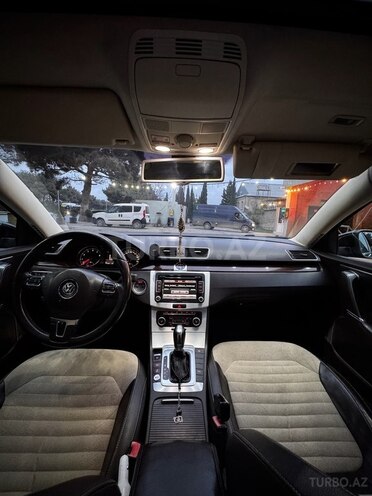 Volkswagen Passat 2011, 335,000 km - 1.8 l - Bakı