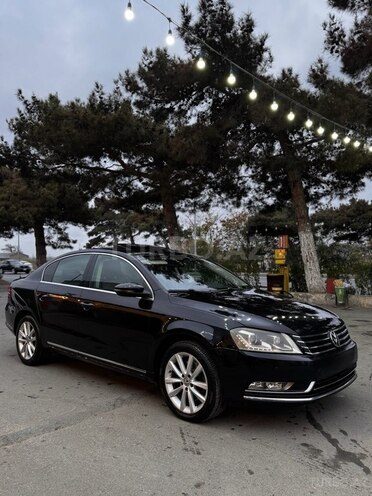Volkswagen Passat 2011, 335,000 km - 1.8 l - Bakı
