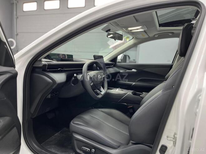 Changan Qiyuan A05-18