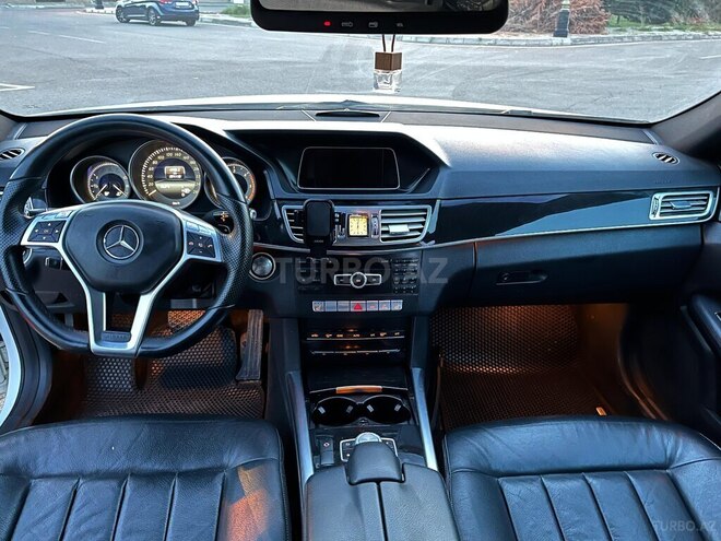 Mercedes E 220 2014, 290,000 km - 2.1 l - Ağdaş