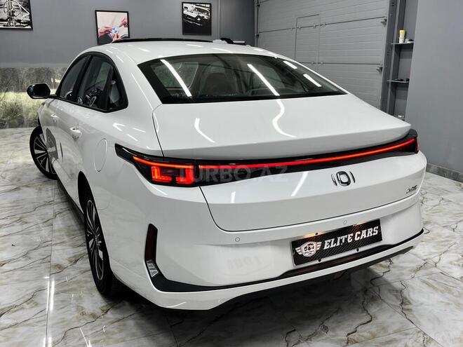 Changan Qiyuan A05-6
