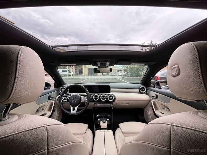 Mercedes  2020, 47,000 km - 2.0 l - Bakı