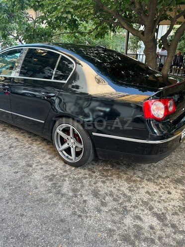 Volkswagen Passat 2005, 330,000 km - 2.0 l - Bakı