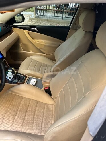 Volkswagen Passat 2005, 330,000 km - 2.0 l - Bakı