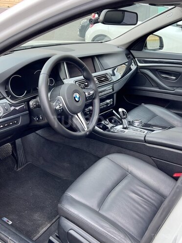 BMW 520 2015, 180,000 km - 2.0 l - Bakı