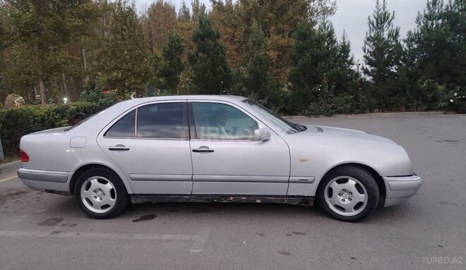 Mercedes E 300 1998, 350,000 km - 3.0 l - İmişli