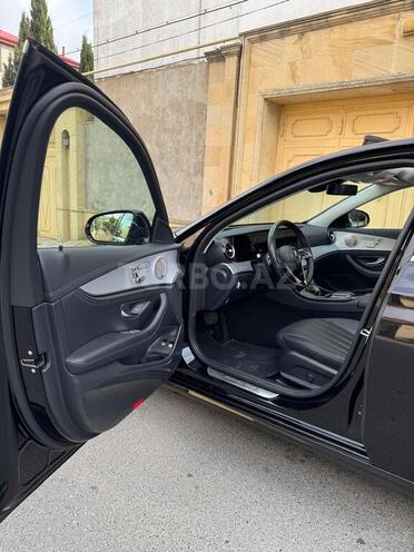 Mercedes E 300 e 2022, 19,980 km - 2.0 l - Bakı