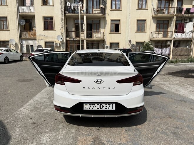 Hyundai Elantra 2019, 151,000 km - 2.0 л - Bakı