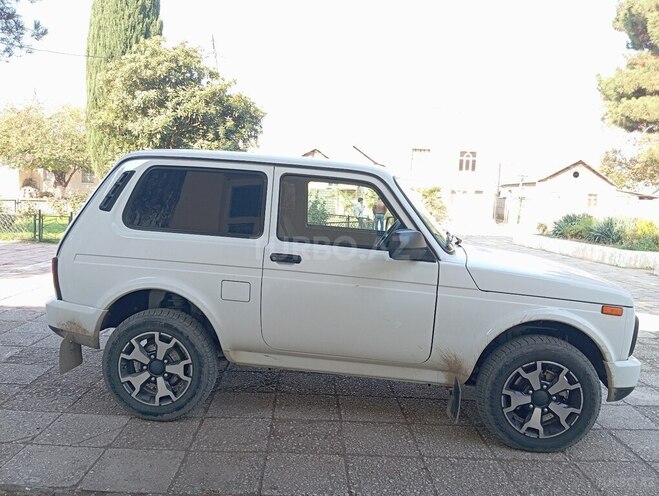 LADA (VAZ) Niva 2024, 37,000 km - 1.7 l - Gəncə