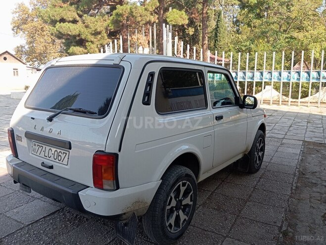 LADA (VAZ) Niva 2024, 37,000 km - 1.7 l - Gəncə