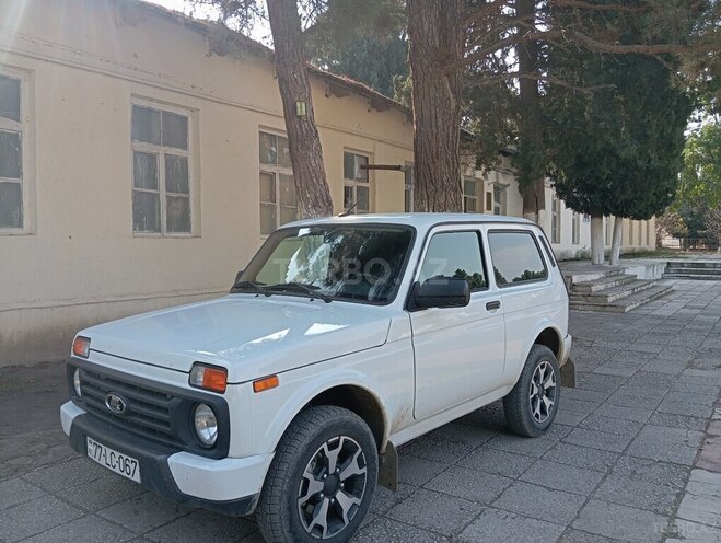 LADA (VAZ) Niva 2024, 37,000 km - 1.7 l - Gəncə