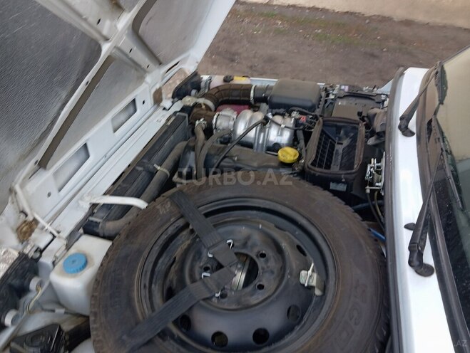 LADA (VAZ) Niva 2024, 37,000 km - 1.7 l - Gəncə