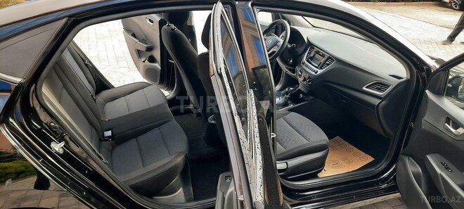 Hyundai Accent 2019, 84,220 km - 1.6 л - Bakı