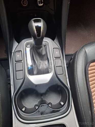 Hyundai Santa Fe 2016, 136,800 km - 2.0 л - Bakı