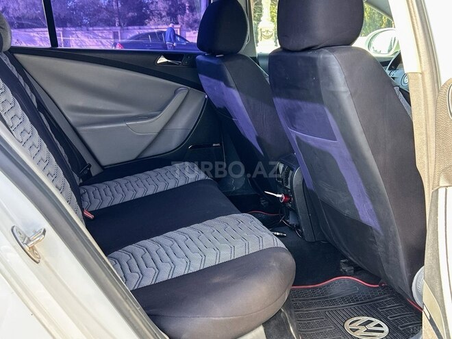 Volkswagen Passat 2005, 345,000 km - 2.0 l - Gəncə