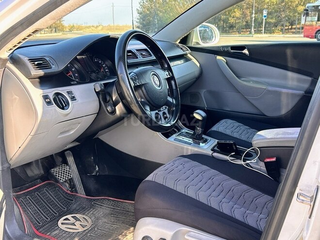 Volkswagen Passat 2005, 345,000 km - 2.0 l - Gəncə