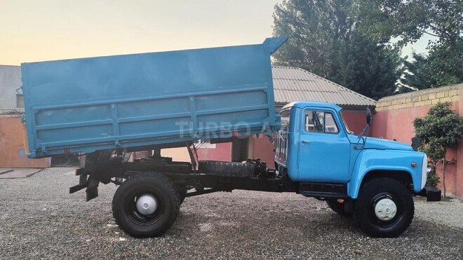 GAZ 53-2