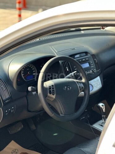 Hyundai Elantra 2010, 271,500 km - 2.0 l - Bakı