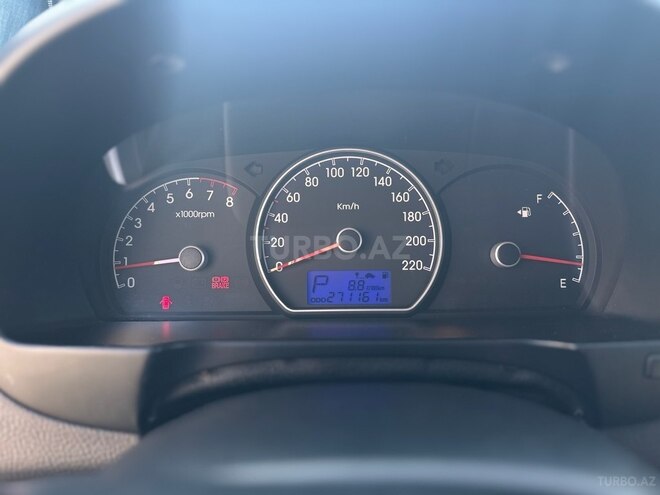 Hyundai Elantra 2010, 271,500 km - 2.0 l - Bakı
