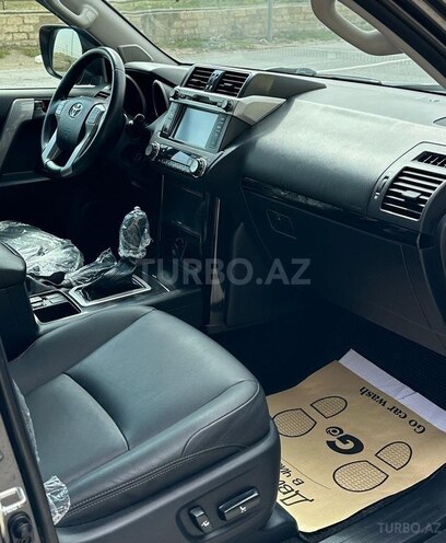 Toyota Land Cruiser Prado 2014, 130,000 km - 2.7 l - Bakı