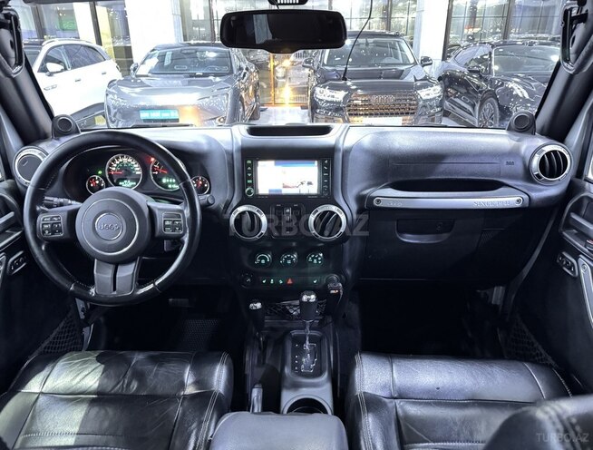 Jeep Wrangler-8
