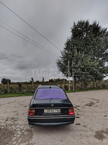 Opel Vectra 1994, 260,000 km - 2.0 l - Xaçmaz