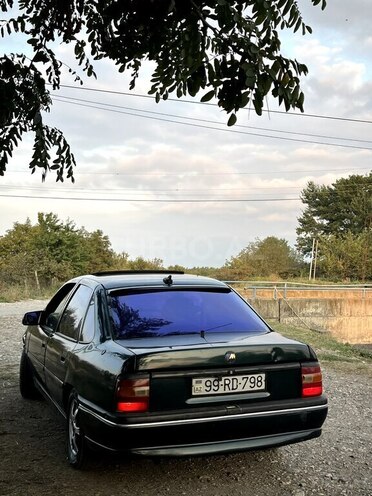 Opel Vectra 1994, 260,000 km - 2.0 l - Xaçmaz