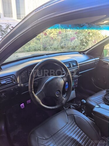 Opel Vectra 1994, 260,000 km - 2.0 l - Xaçmaz