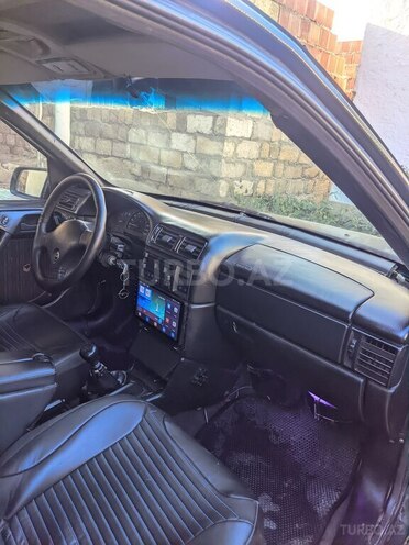 Opel Vectra 1994, 260,000 km - 2.0 l - Xaçmaz