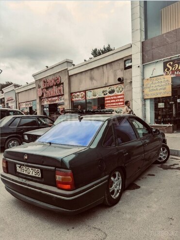 Opel Vectra 1994, 260,000 km - 2.0 l - Xaçmaz