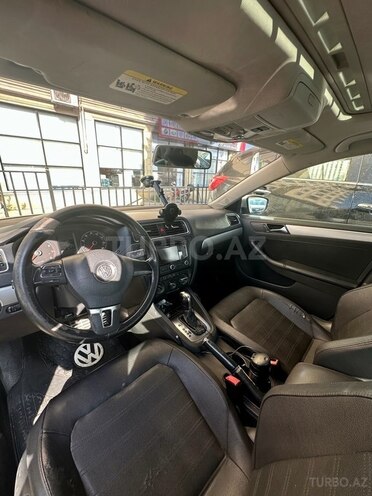 Volkswagen Jetta 2012, 270,000 km - 2.5 l - Bakı