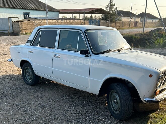 LADA (VAZ) 21011 1972, 30,000 km - 1.3 л - Saatlı