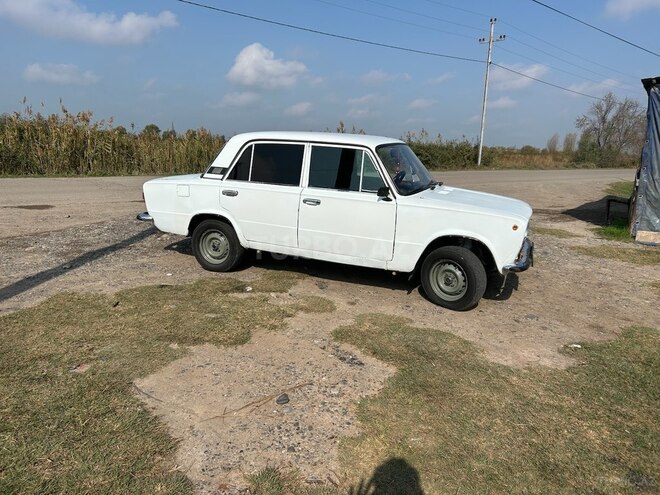 LADA (VAZ) 21011 1972, 30,000 km - 1.3 л - Saatlı