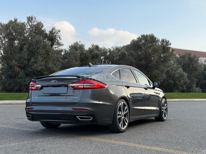 Ford Fusion (North America) 2020, 186,000 km - 2.0 л - Bakı