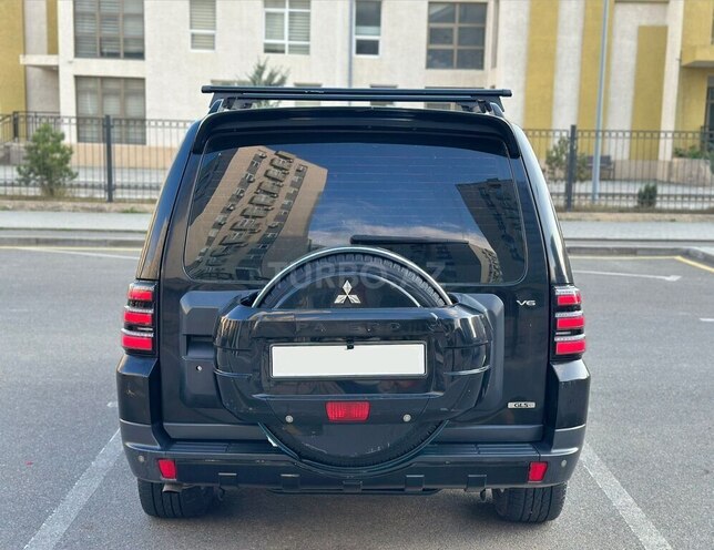 Mitsubishi Pajero 2008, 379,265 km - 3.0 l - Bakı