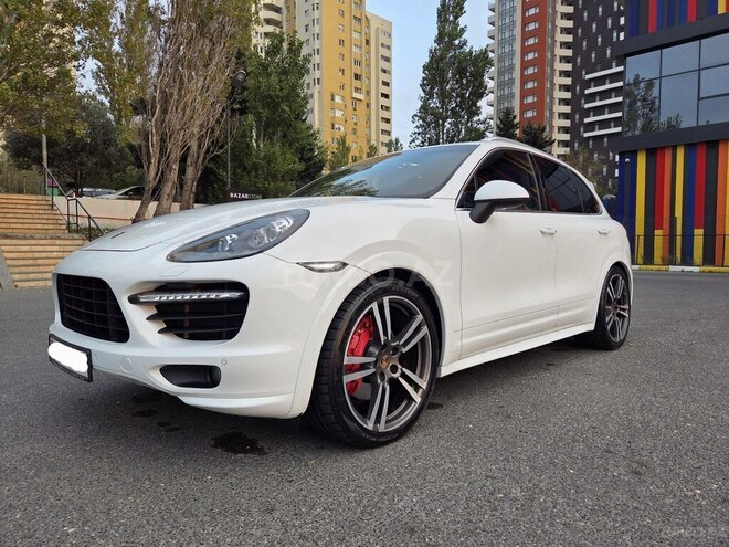Porsche Cayenne GTS 2013, 174,000 km - 4.8 l - Bakı