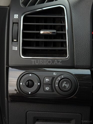 Chevrolet Captiva 2013, 106,700 km - 3.0 l - Bakı