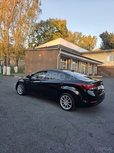 Hyundai Elantra 2015, 217,261 km - 1.8 л - Şəki