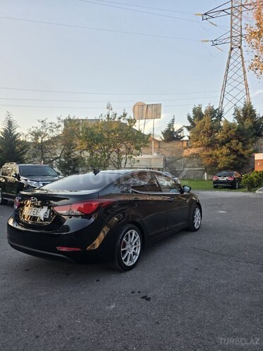 Hyundai Elantra 2015, 217,261 km - 1.8 л - Şəki