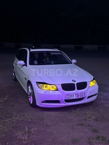 BMW 320-2