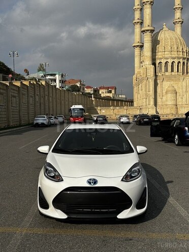 Toyota Aqua 2018, 96,000 km - 1.5 l - Bakı