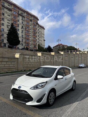 Toyota Aqua 2018, 96,000 km - 1.5 l - Bakı