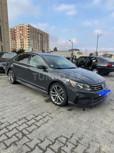 Volkswagen Passat 2016, 215,000 km - 1.8 l - Bakı