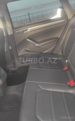Volkswagen Passat 2016, 215,000 km - 1.8 l - Bakı