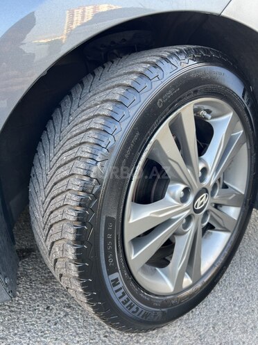 Hyundai Elantra 2018, 132,771 km - 2.0 l - Bakı