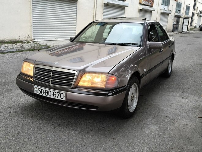 Mercedes C 220 1993, 386,000 km - 2.2 л - Bakı