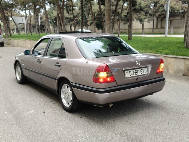 Mercedes C 220 1993, 386,000 km - 2.2 л - Bakı