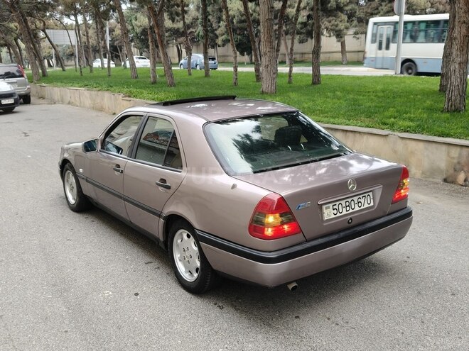 Mercedes C 220 1993, 386,000 km - 2.2 л - Bakı