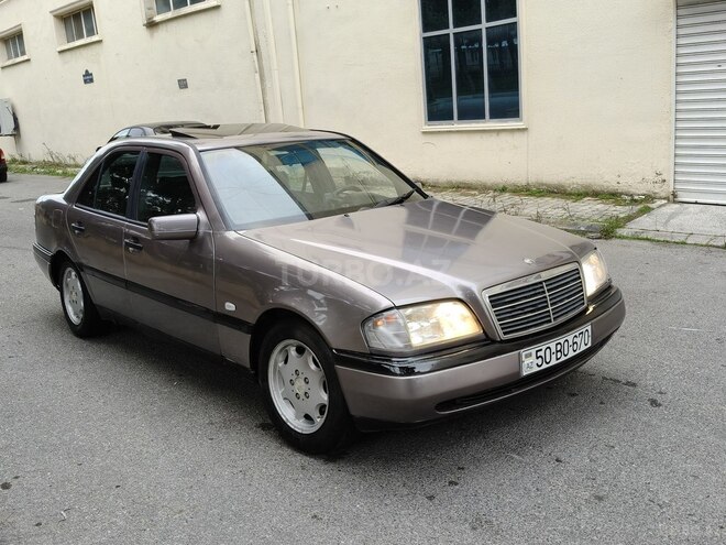 Mercedes C 220 1993, 386,000 km - 2.2 л - Bakı