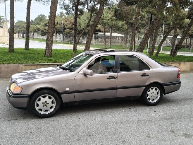 Mercedes C 220 1993, 386,000 km - 2.2 л - Bakı